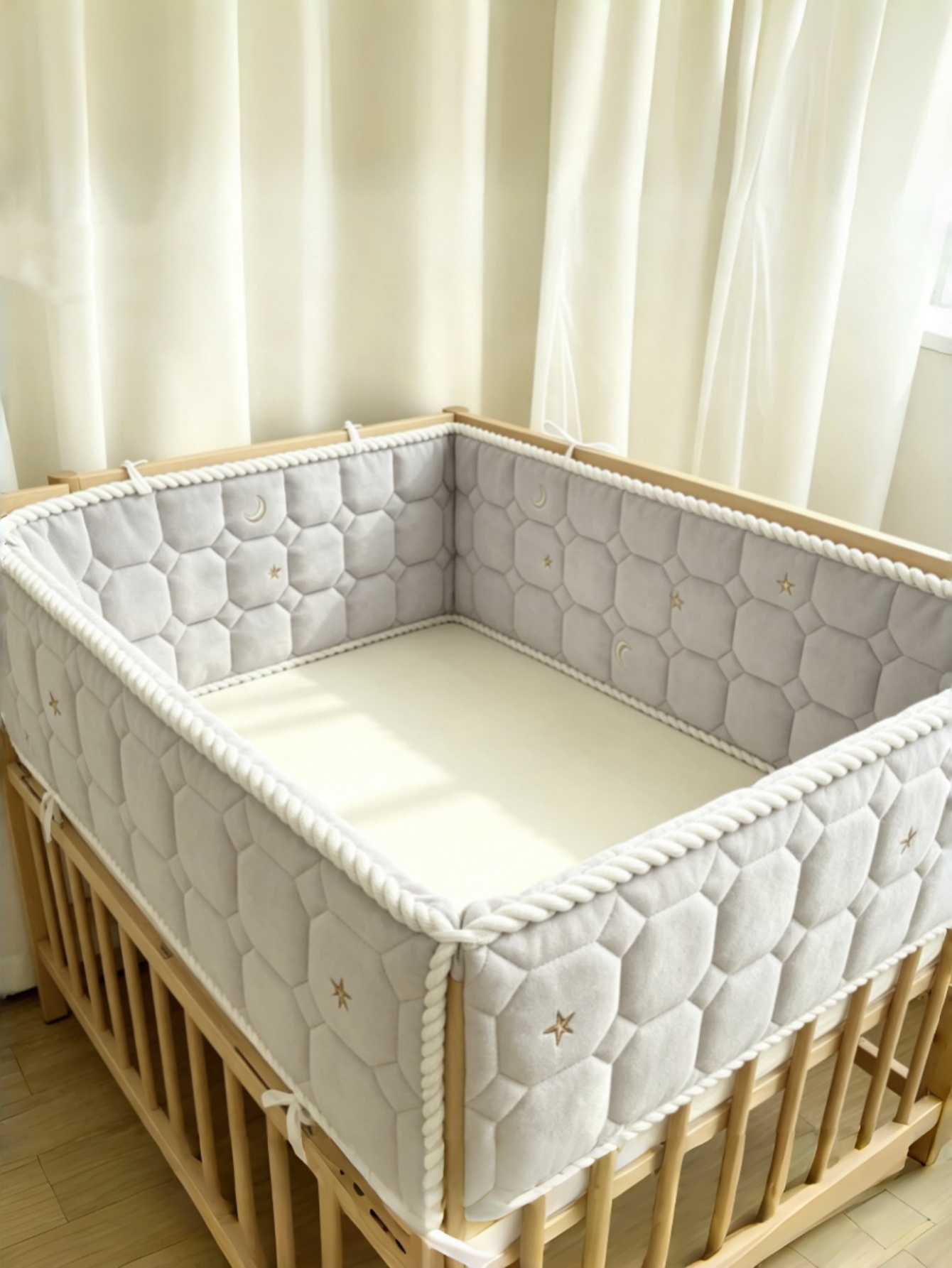 Baby Nursery Glider - Bed Guardrail Anti-Collision Baby Bumper for